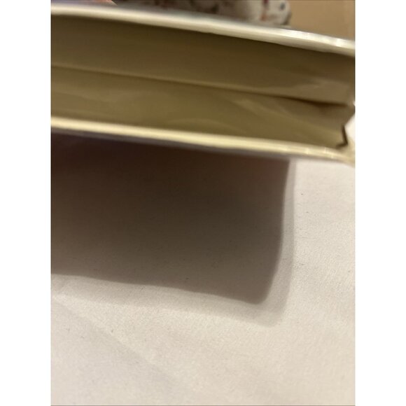 The Land Before Time VII The Stone of Cold Fire Clamshell VHS Tape Movie 2000 - Picture 6 of 10